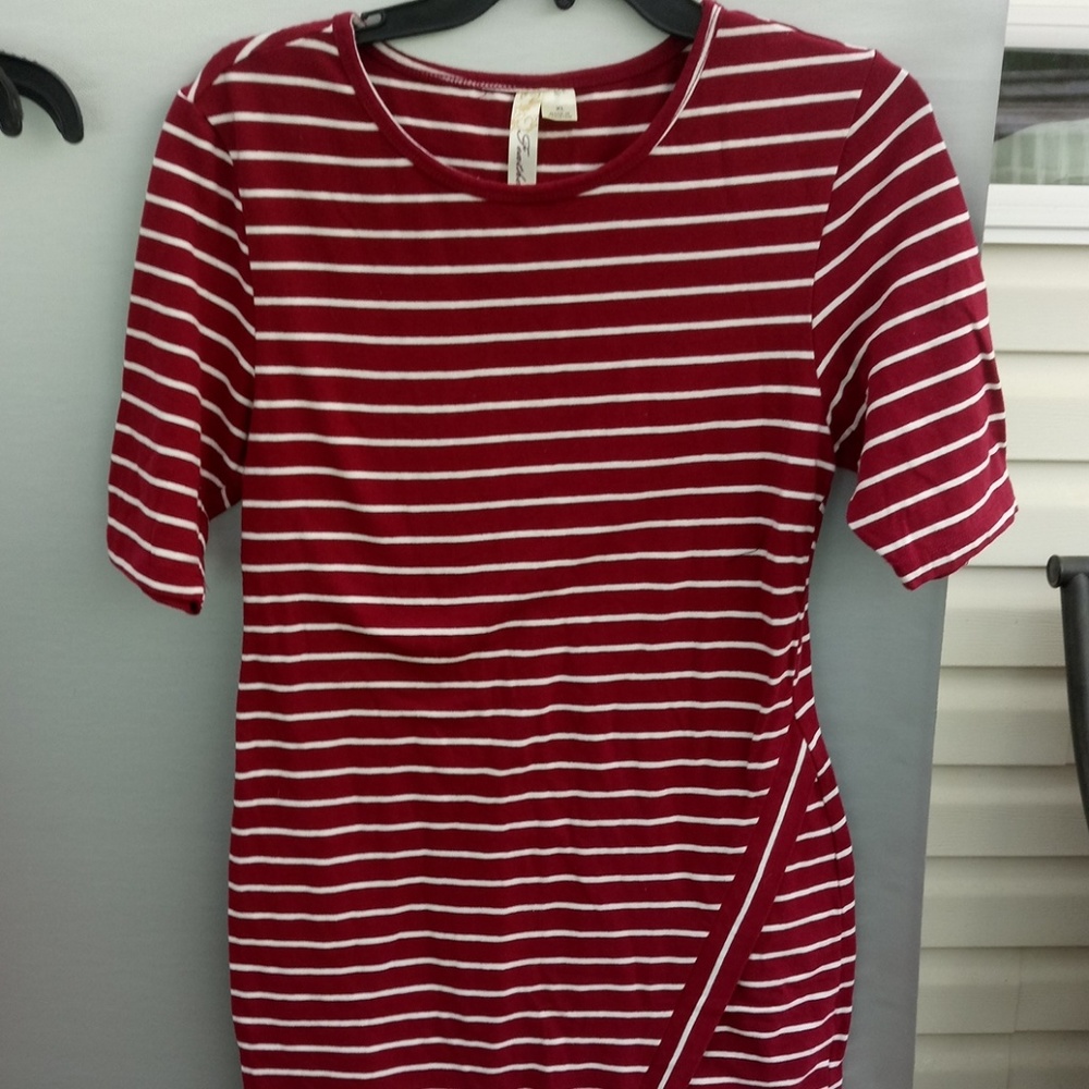 Feathers S/S Striped Dress Size XL